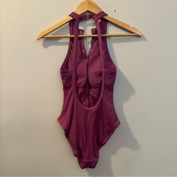 Robin Piccone Amy One-Piece Swimsuit Purple V High  Women’s Size 4 - Picture 4 of 12